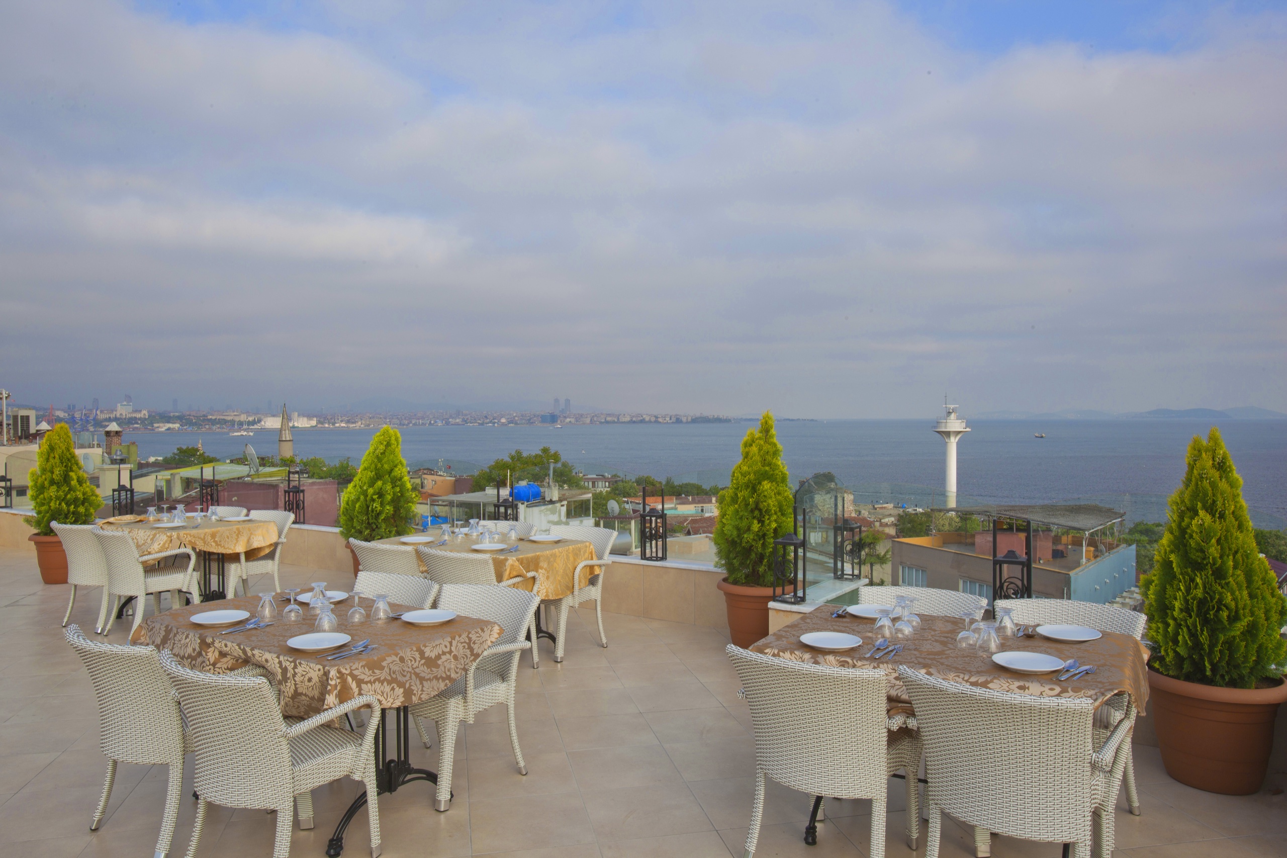 Panoramic rooftop terrace with Istanbul and Marmara views
